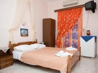 Alizea & Hotel Firá